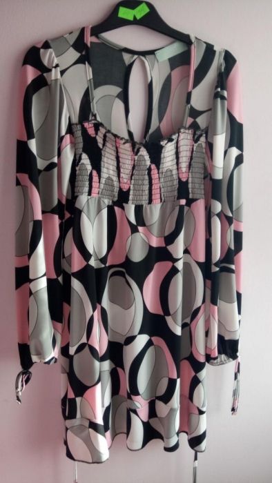 Damska sukienka mini