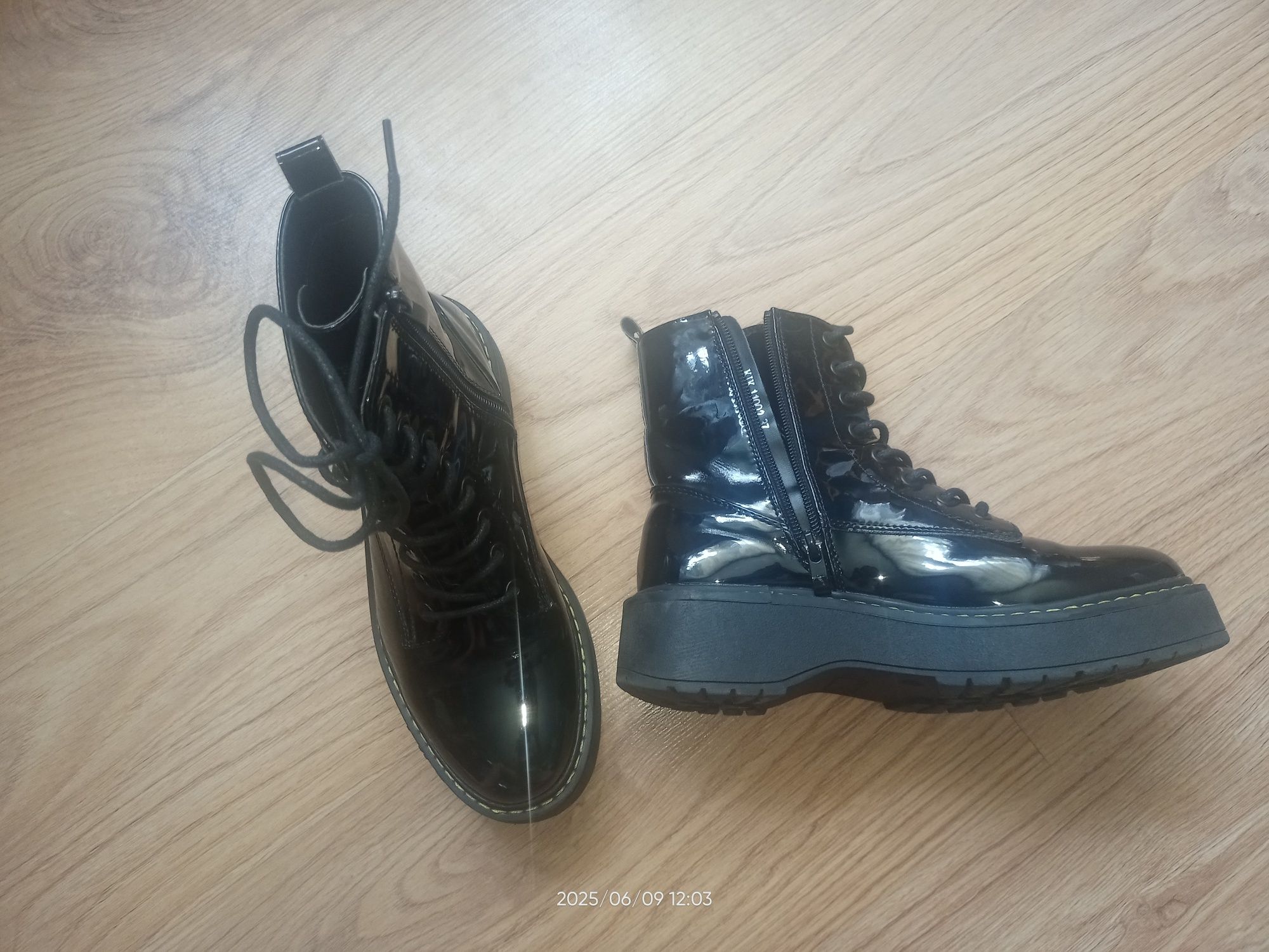 Botki lakierowane glany trapery workery D.Franklin