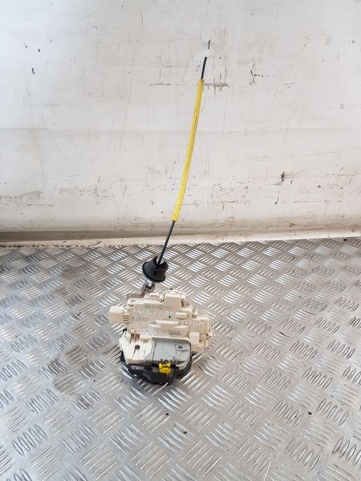 Zamek Drzwi Lewy Tył 8Pin 4F0839015 Audi A6 C6 Eu