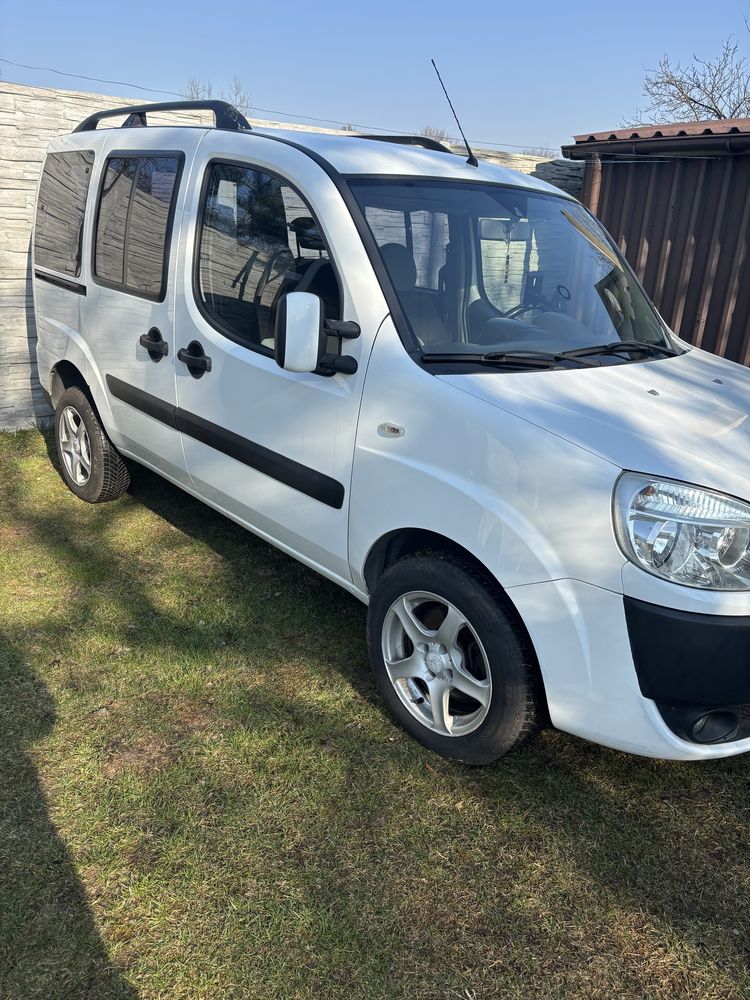 Sprzedam Fiata Doblo