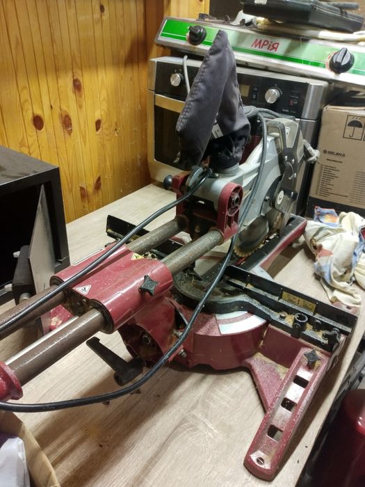 Торцовочная пила EINHELL бу.