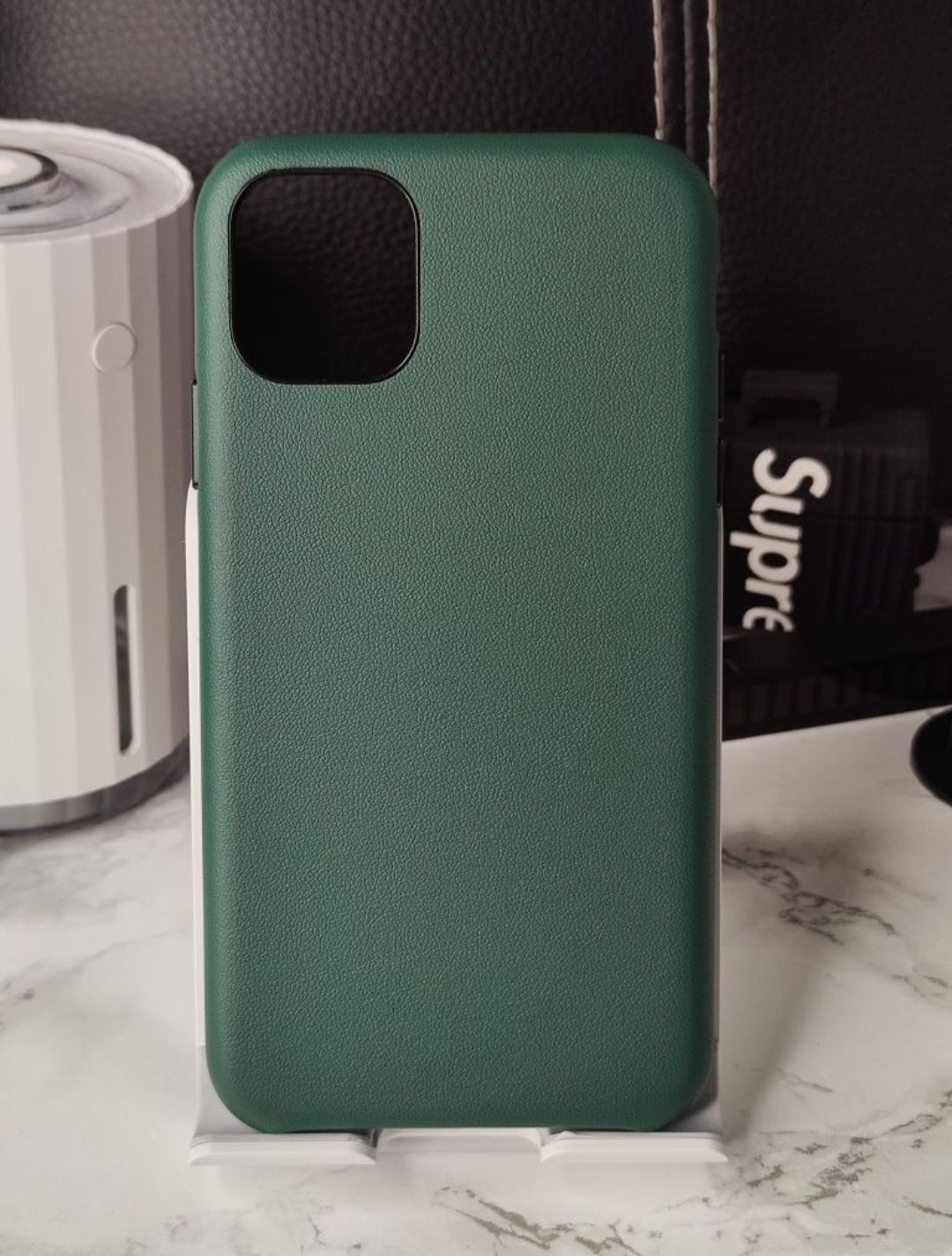 Чехол кожаный на iPhone 11 12 Pro Max Чохол шкіряний бампер