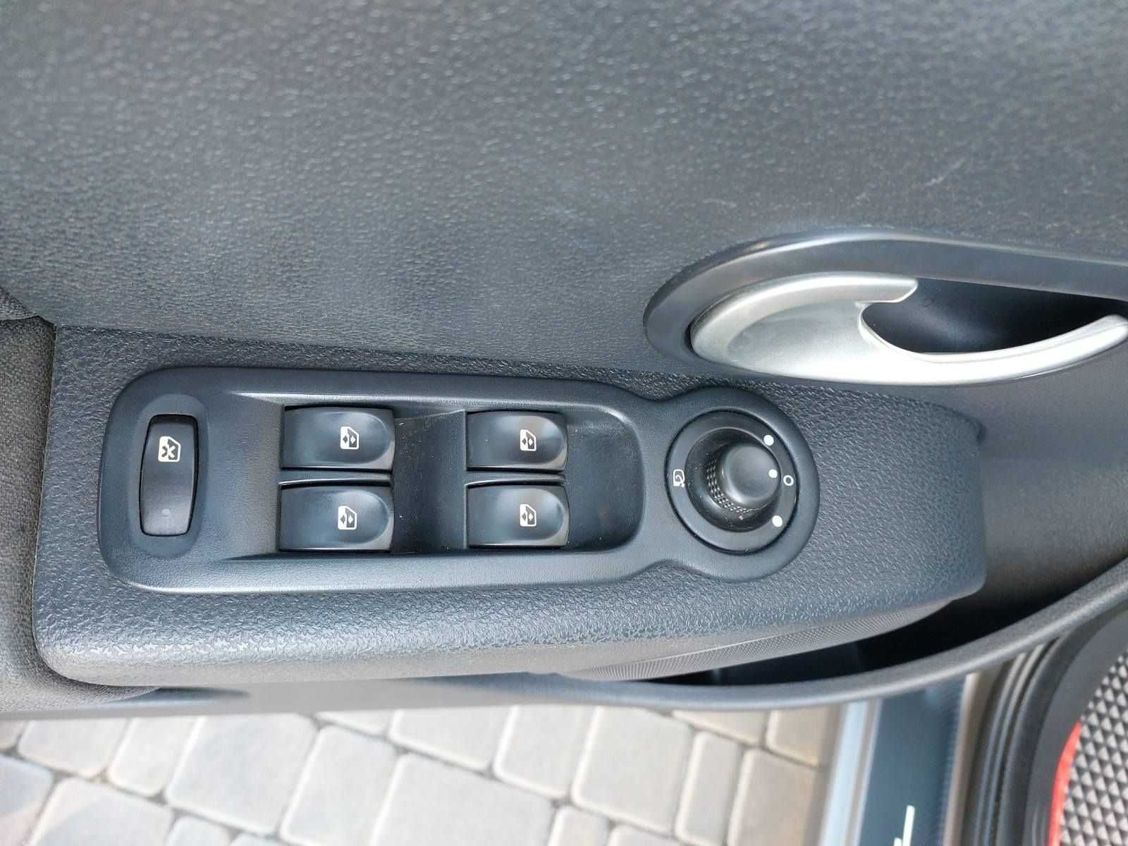 Свежепригнанный Renault Modus 1,5dCi (на коже с панорамой)