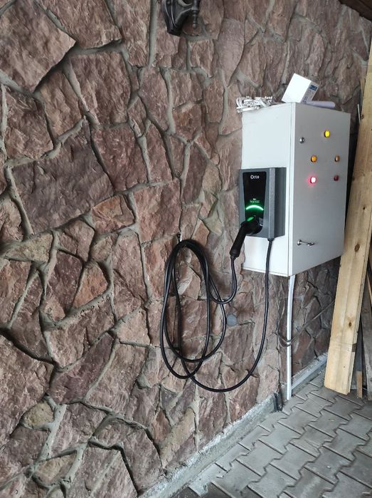 Встановлення зарядних СТАНЦІЙ для електромобілів Зарядки електромашини