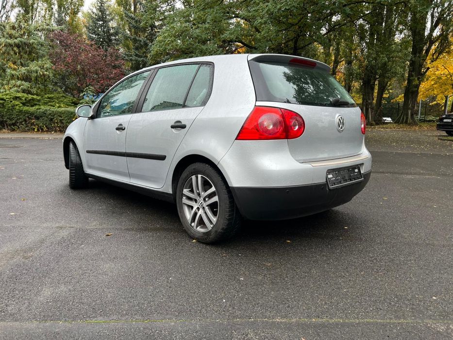 Vw golf V 1.4 benzyna 2004 klima