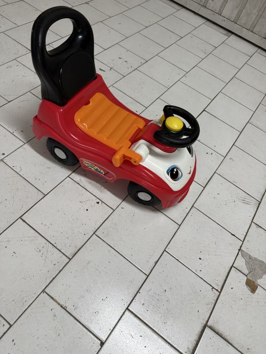 Carrinho primeiros passos e brimcadeira