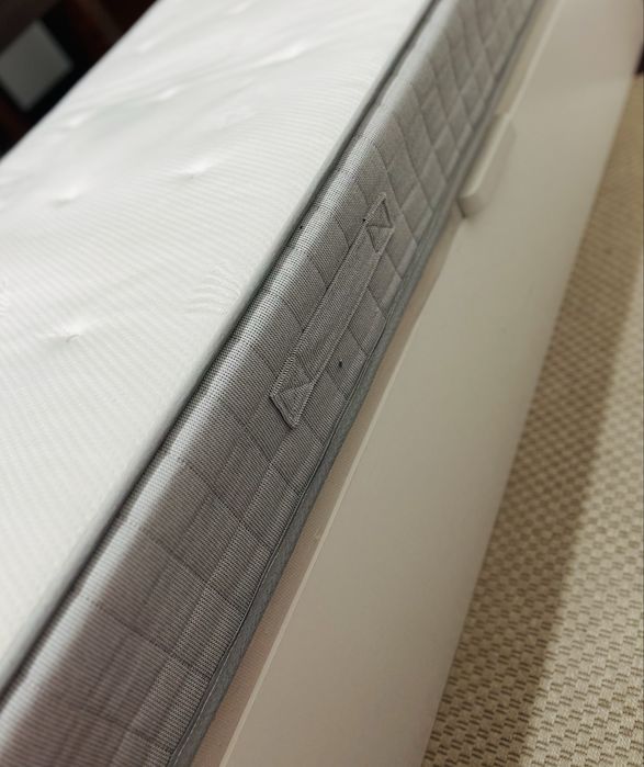 Cama somier solteiro e colchao