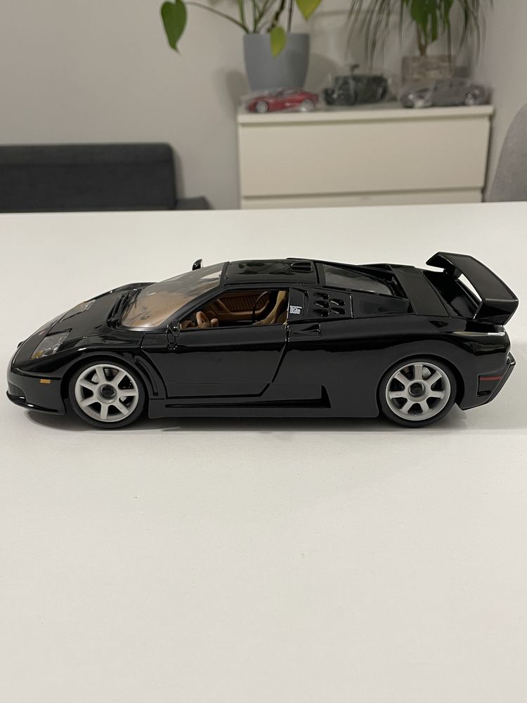 Model Bugatti Dauer EB110 SuperSport SS 1/18 Maisto jak Bburago Solido