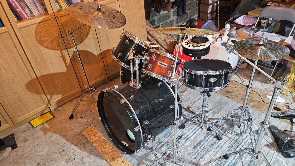 Zestaw perkusyjny Pearl FORUM + ciche talerze w zestawie