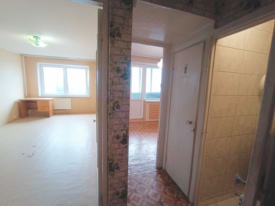 Продається квартира. М ДЕМІЇВСЬКА