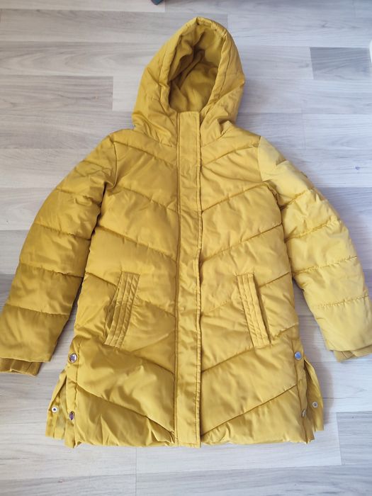 Sprzedam kurtkę zimową  dziewczęcą