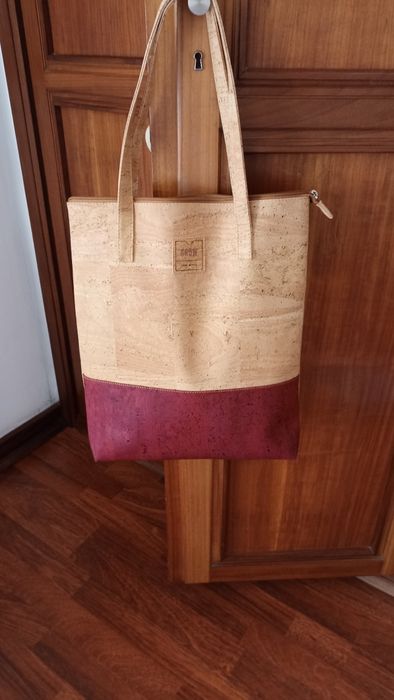 Saco shopper em cortiça