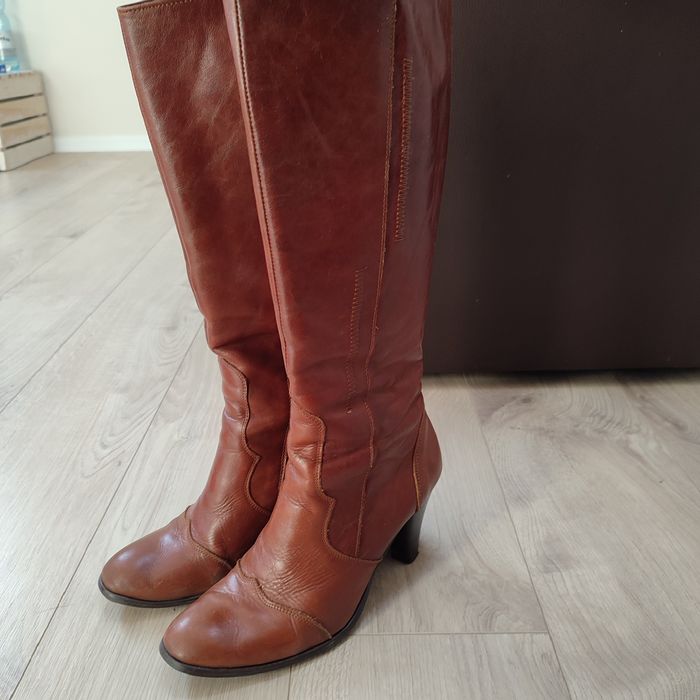 Kozaki skórzane ocieplane na obcasie buty do kolana 39