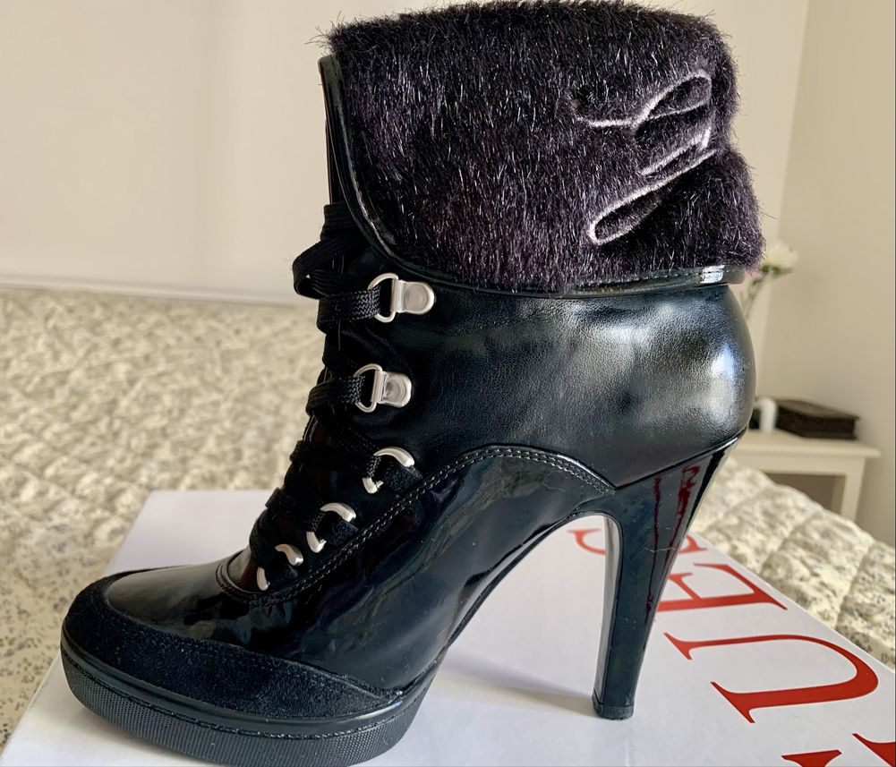 Botins/Botas Original Guess