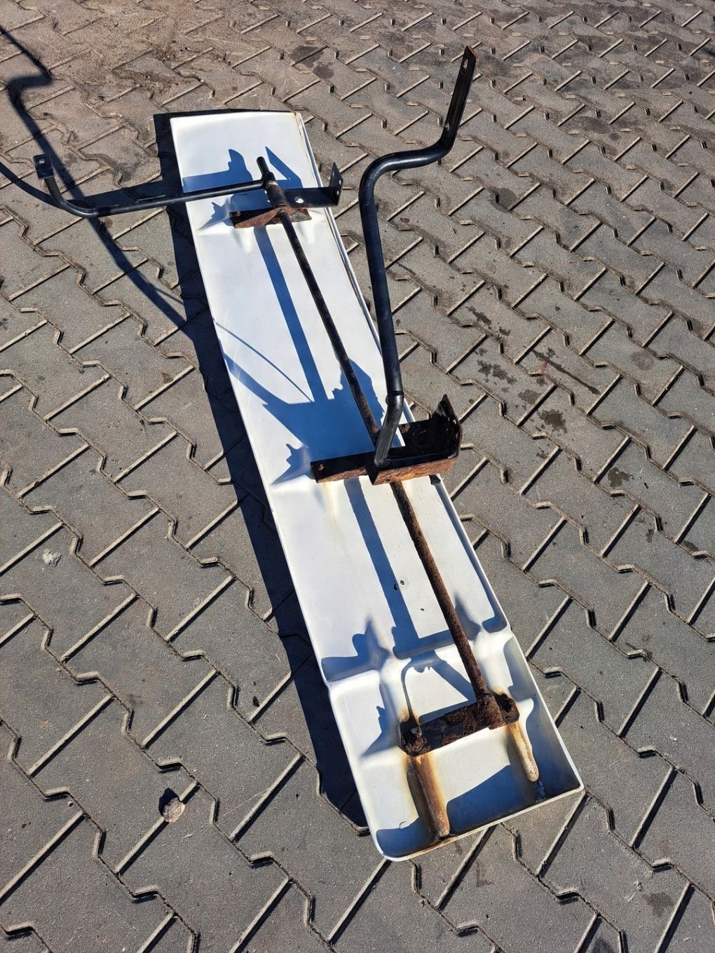 OWIEWKA LEWA SPOILER ZAKABINOWY VOLVO FH 12 13