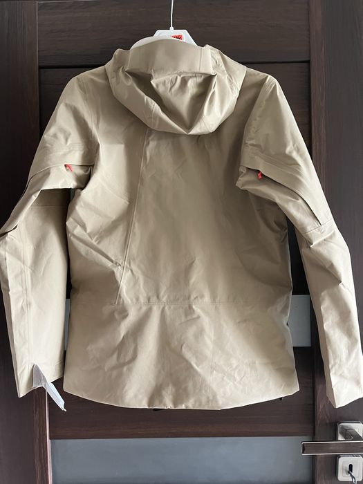 Nowa kurtka Goretex Salewa 40,beżowa,przeciwdeszczowa, jasny brąz