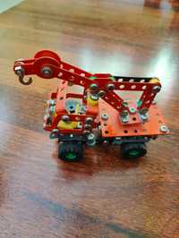 Mały konstruktor Alexander żuraw samochodowy dźwig