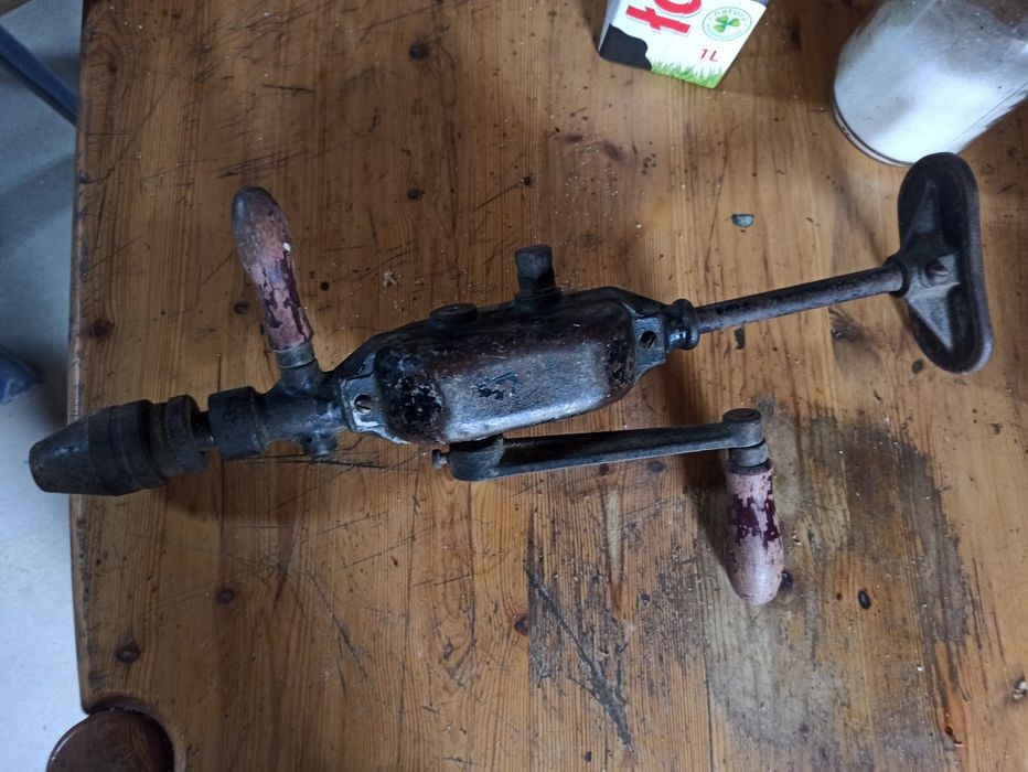 Sprzedam wiertarkę ręczna PRL