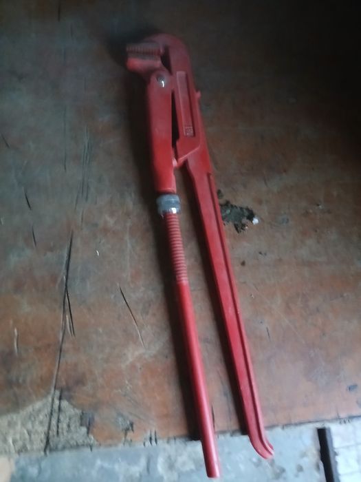 Chave de tubos em bom estado