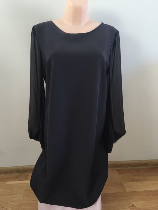 Czarna elegancka sukienka