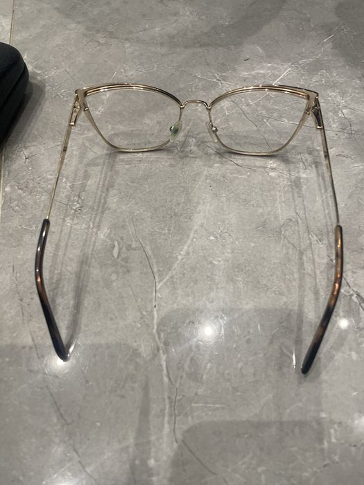 Okulary korekcyjne prawe -1, lewe -0,5