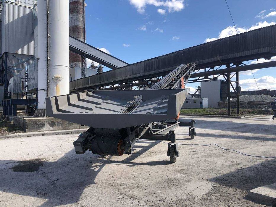 Конвейер, стрічковий, транспортер, ленточный, навантажувач, погрузчик