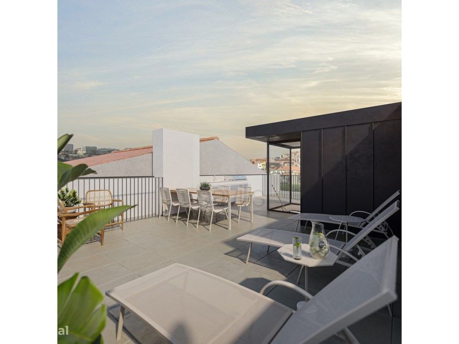 Apartamento T1 duplex com varanda e terraço em Vila Nova de Gaia