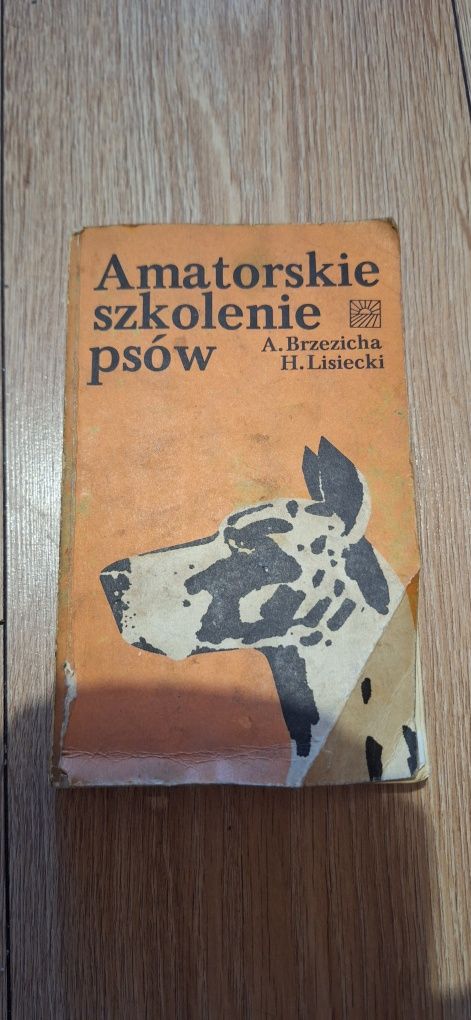 Książka Amatorskie Szkolenie Psów