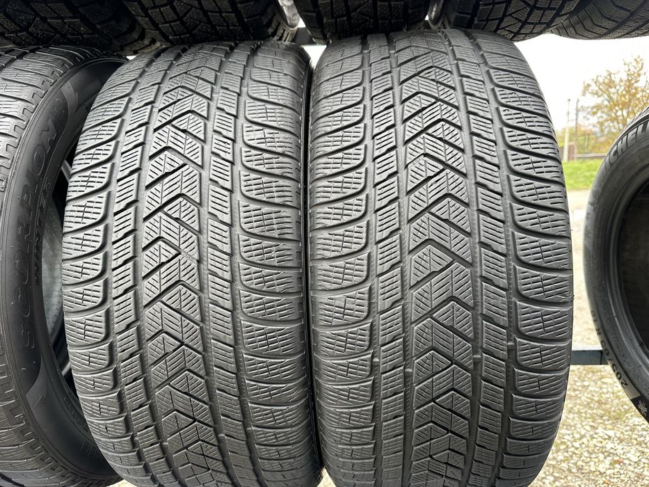 Шини б/у 275/40 R21 Pirelli 2шт