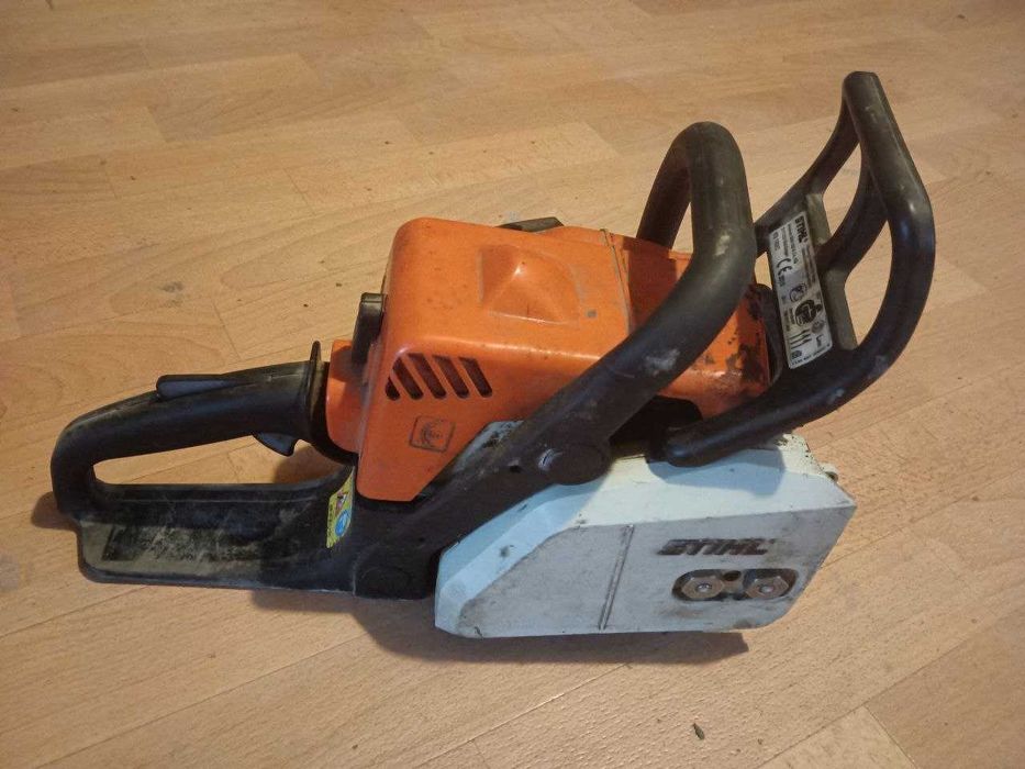 Пилка stihl 180 без шини і цепа все працює ідеально 2500грн