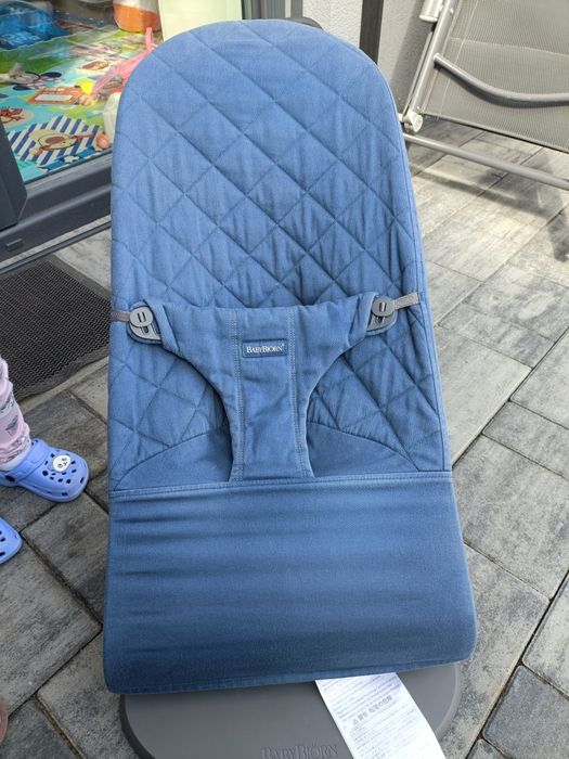 Bujaczek babybjorn