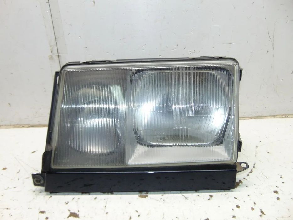 Mercedes W124 farol