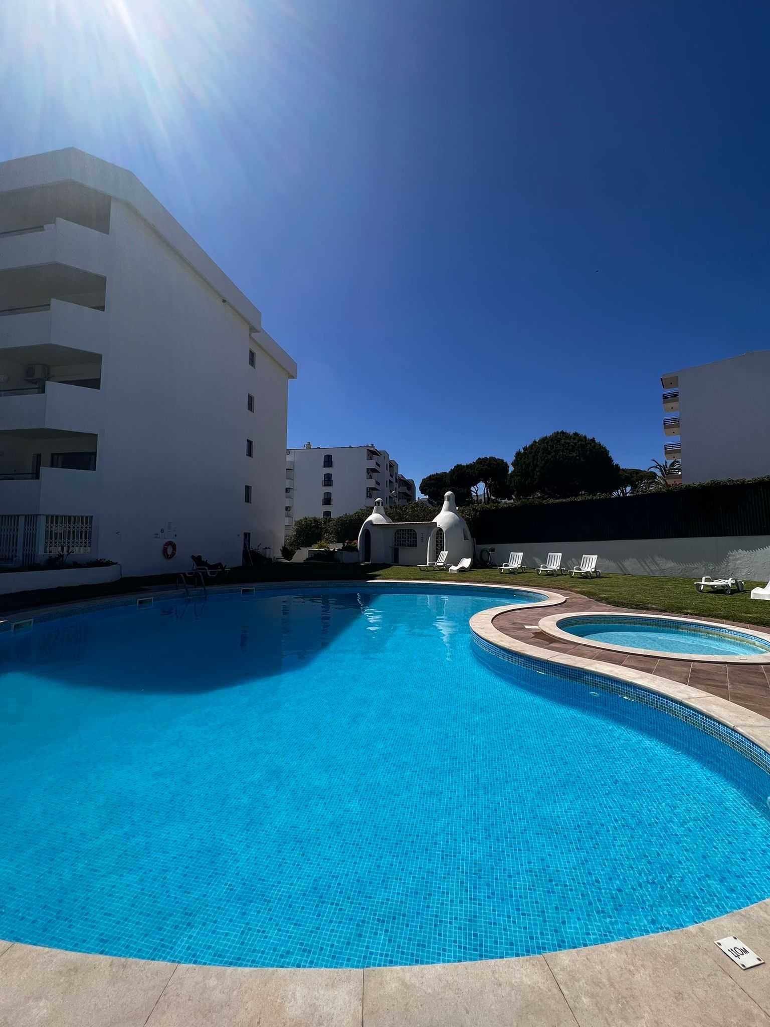 T1 Vilamoura com piscina