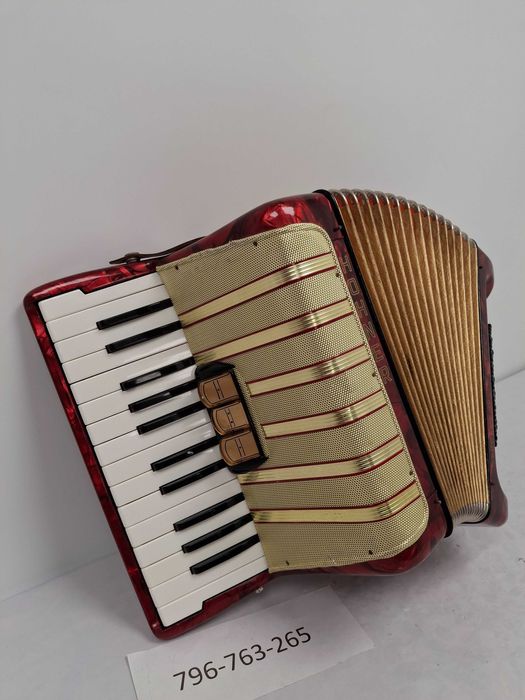 Akordeon Hohner Student IV 40 basów, stan bardzo dobry, zamiana!!!