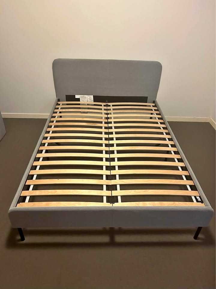 Cama de casal 160x200 SLATTUM IKEA sem colchão - poucos meses uso