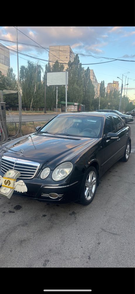 Продам свой мерседес 211 рест официал