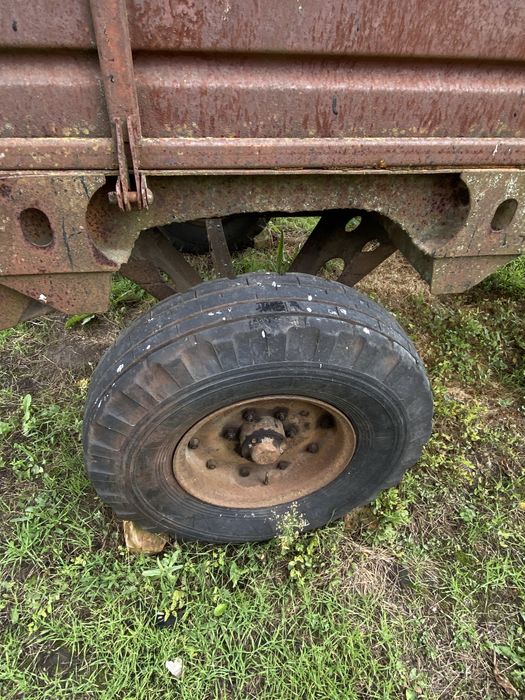 Тракторний причіп