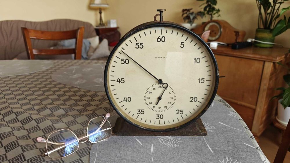 Ogromny zegar stoper stojący Junghans z historią - II wojna światowa