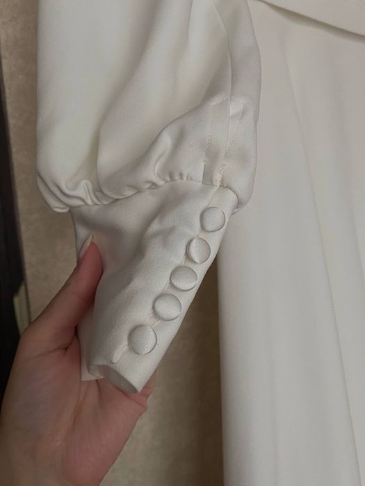 Весільна сукня 46 розмір з фатою