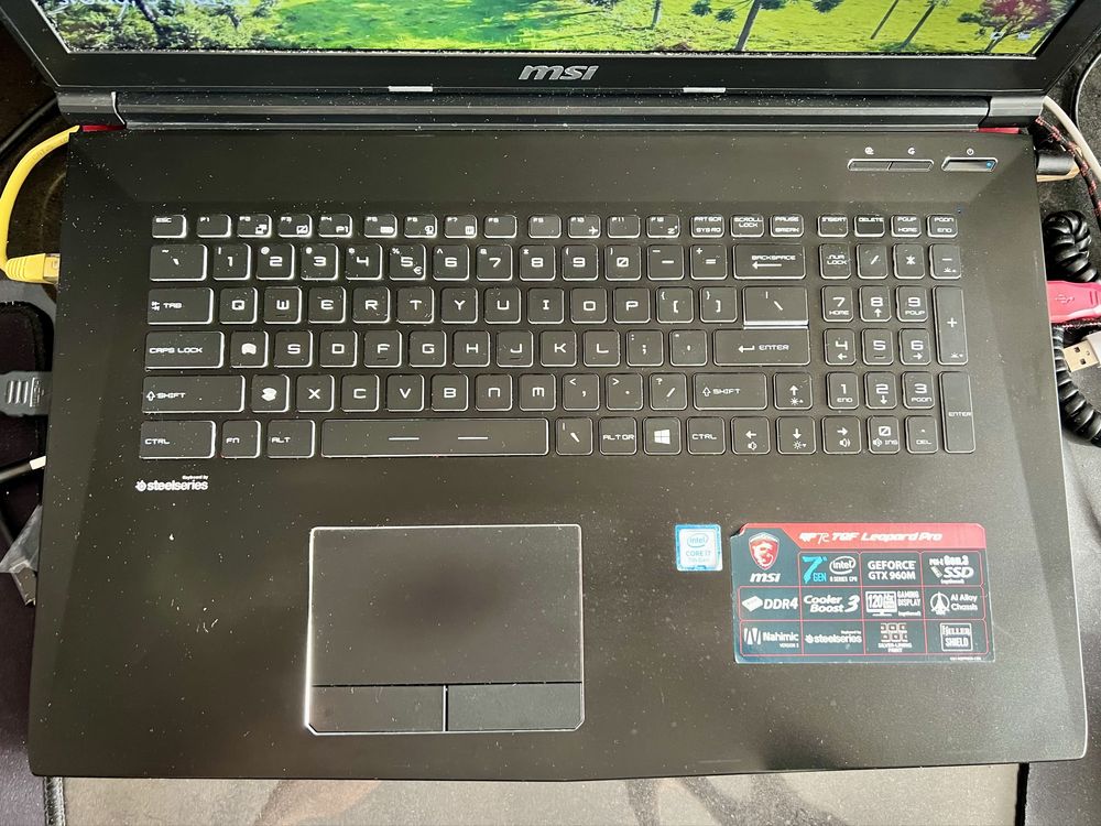 Laptop MSI Leopard Pro GP72 7QF Intel i7-7700HQ 24GB RAM SSD M2 512