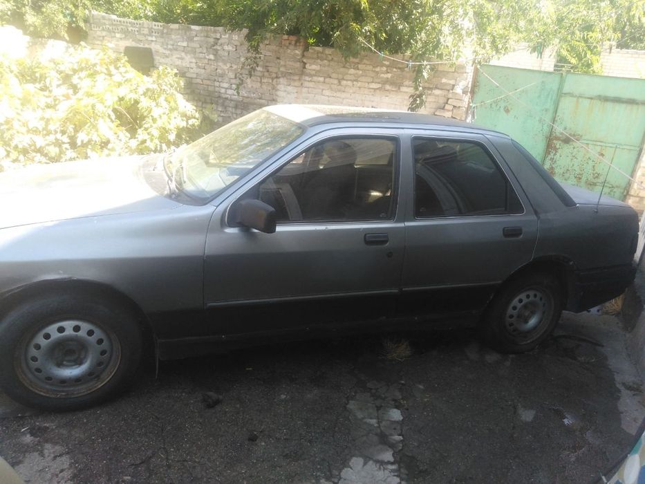 Форд Сиера продам