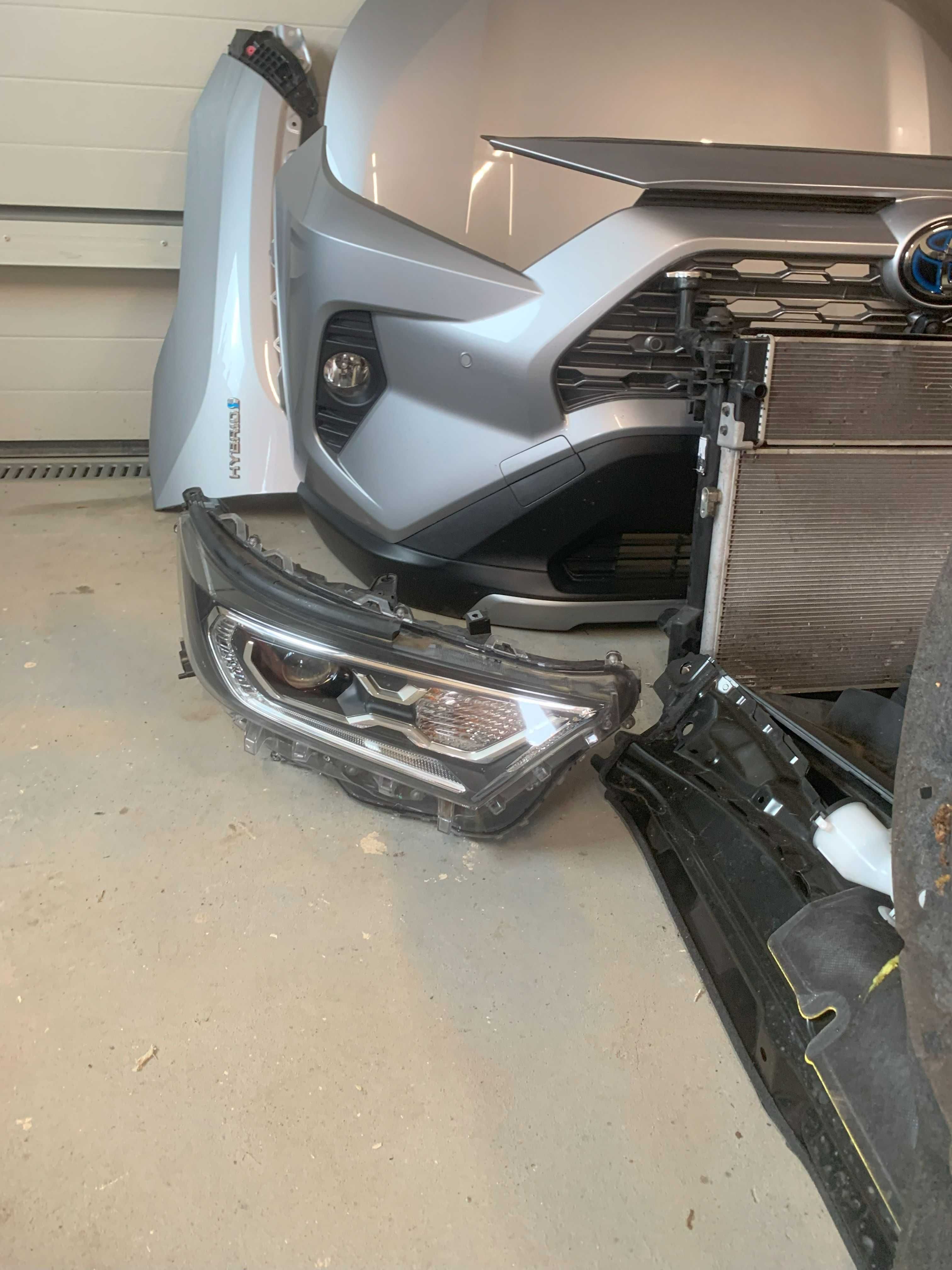 Kompletny przód blacharski do TOYOTA RAV4
