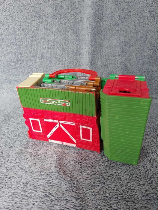 Tomek i przyjaciele tory w walizce - farma