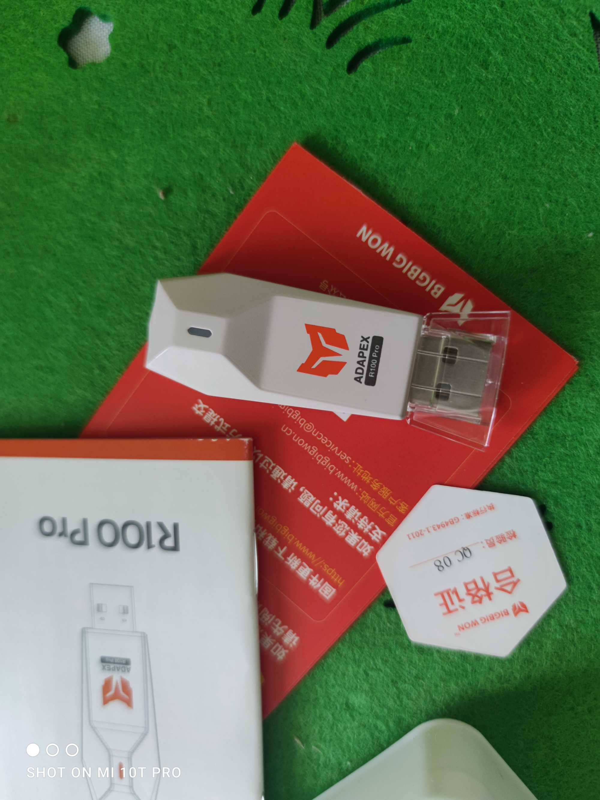 BIGBIG WON bezprzewodowy adapter kontrolerów do konsoli