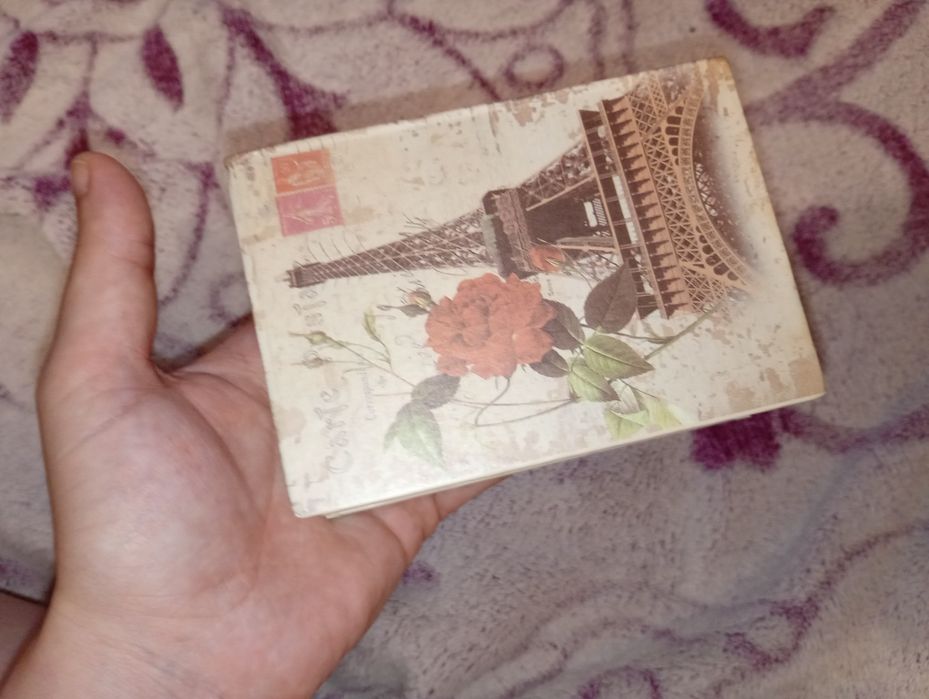 Книга сейф маленька