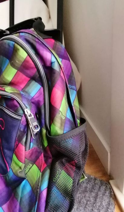 Mochila escolar marca TOTTO