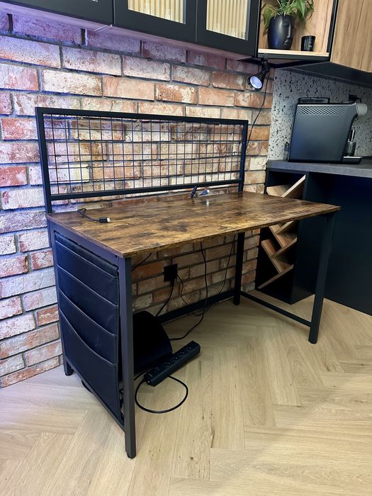 Biurko industrialne loft z organizerem i ścianką