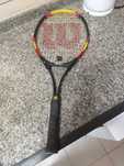 Raquete rara da Wilson,Modelo "Peter Sampas tour 25,tem assinatura