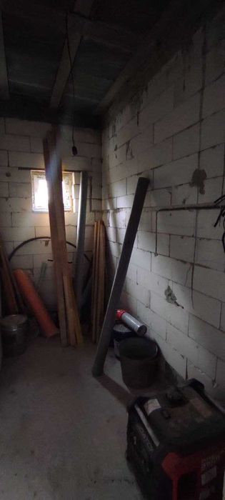 Коттедж з бомбоупорним дахом в Любимовке (Гуровщина) – 15 км от Киева!