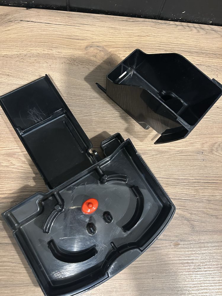 Taca ociekowa pojemnik na fusy Delonghi Magnifica S